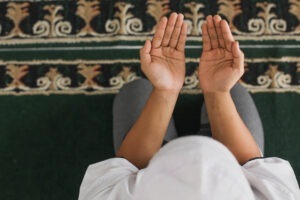 Read more about the article Doa Sedekah Subuh: Amalan Yang Membesarkan Nilai