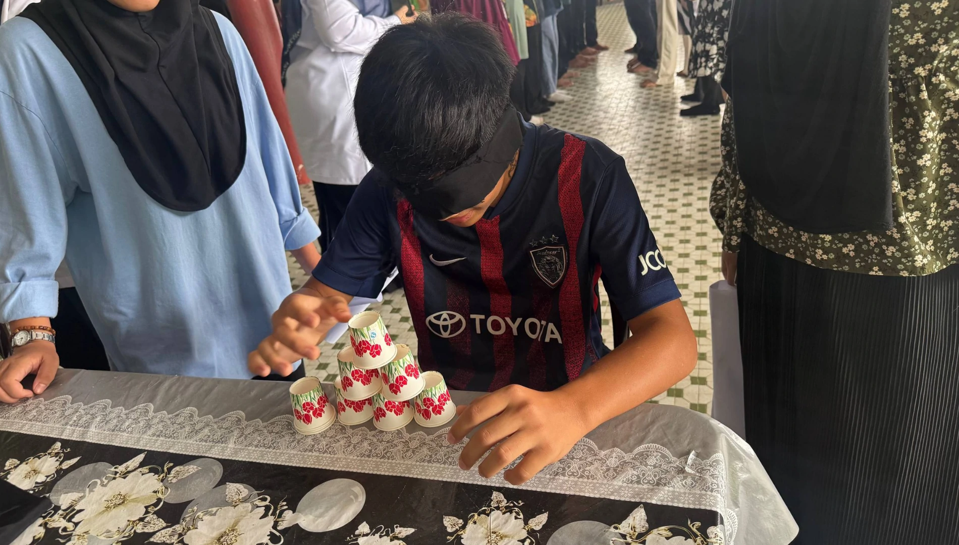 Projek SEED Sarawak bersama 300 penduduk setempat