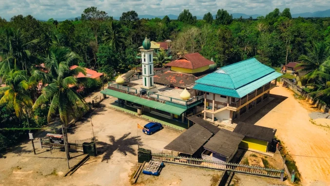 Tabung-masjid (16)