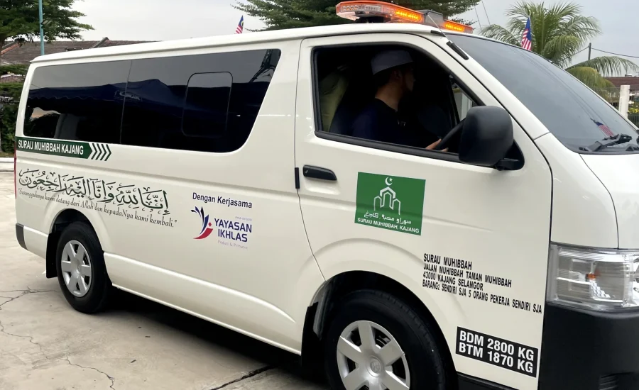 Sumbangan van jenazah Yayasan Ikhlas kepada Surau Muhibbah Kajang